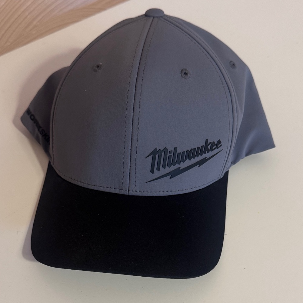Milwaukee workskin fitted hat